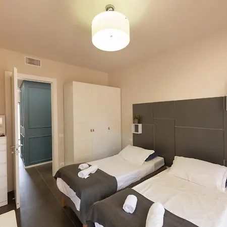 100towers Deluxe Apartment